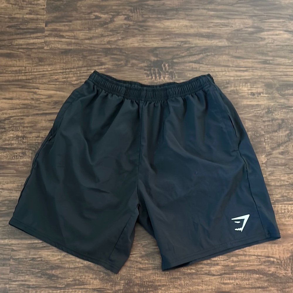 Men’s gymshark black shorts L